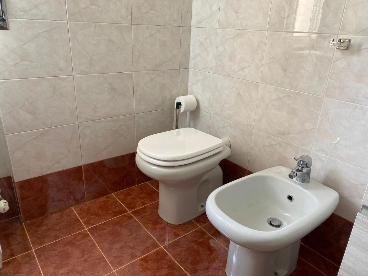 10 Min From The Airport-Wifi-Free Parking Samarate Exterior foto